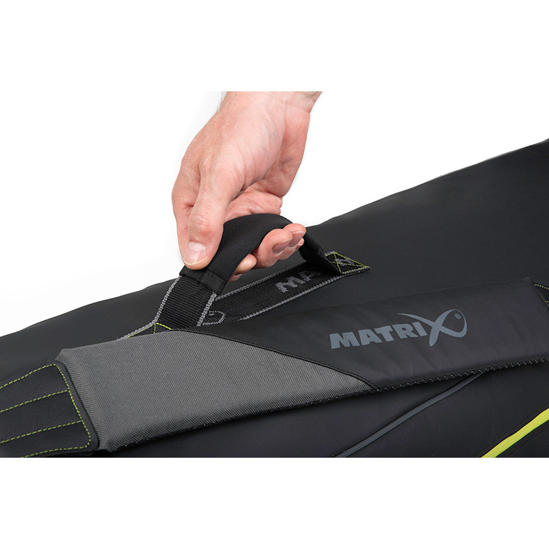 06_matrix_horizon_x_multi_pole_holdall_glu129.jpg